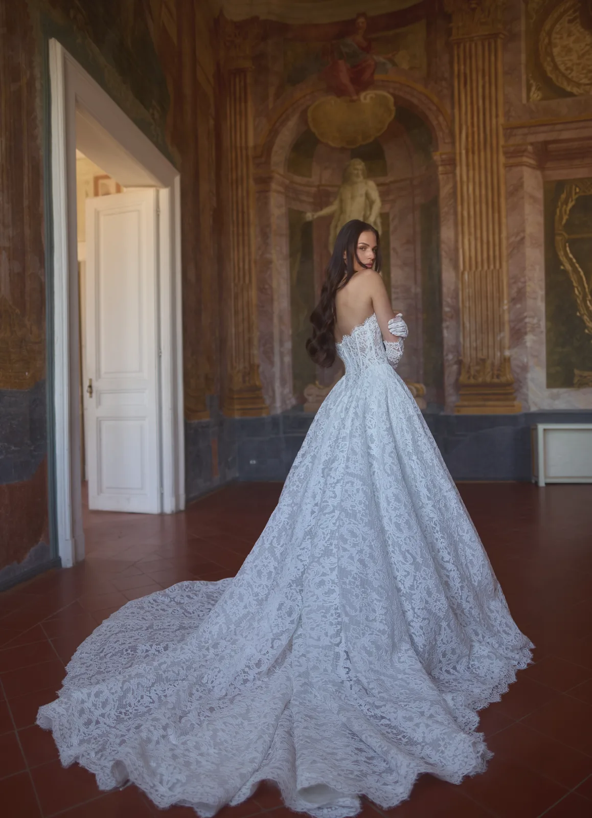 Richmond, abito in pizzo guipure — collezione Felicia Couture, made in Italy — foto 3